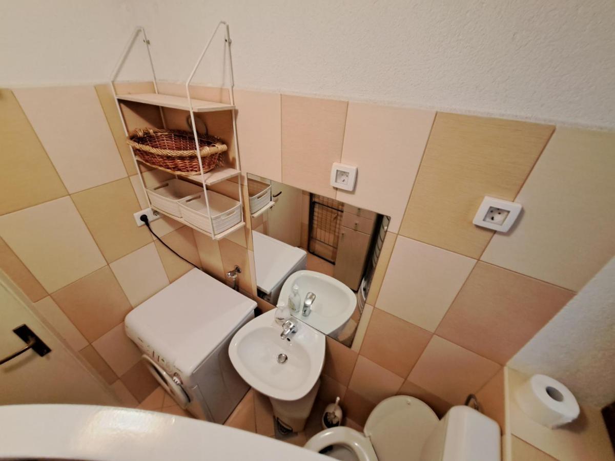 Meressa Nina&Leo Studio Apartments Novigrad Istria Exteriör bild