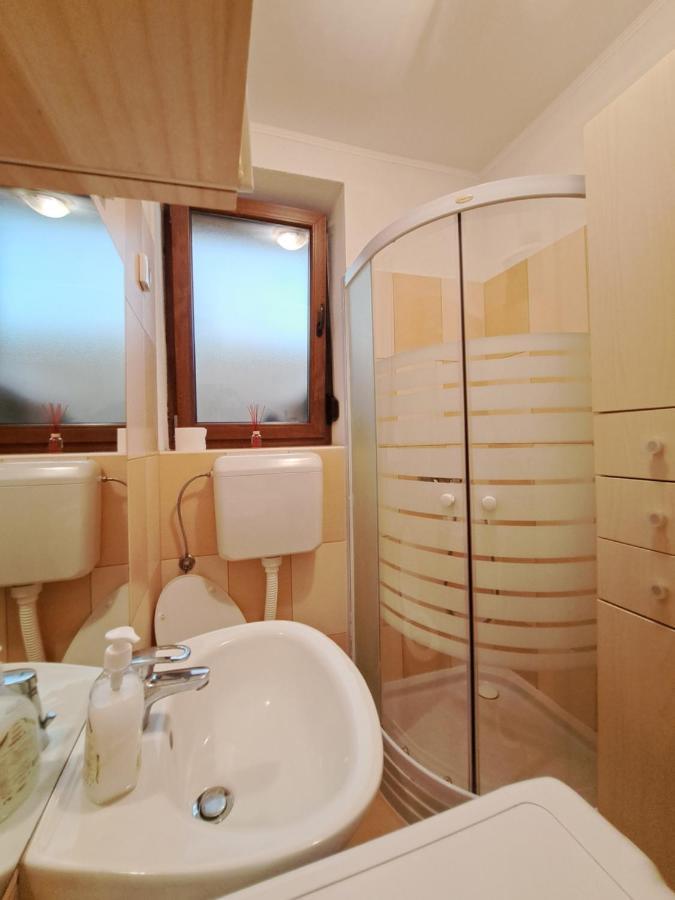 Meressa Nina&Leo Studio Apartments Novigrad Istria Exteriör bild