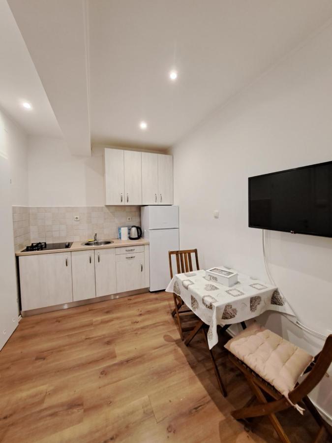 Meressa Nina&Leo Studio Apartments Novigrad Istria Exteriör bild