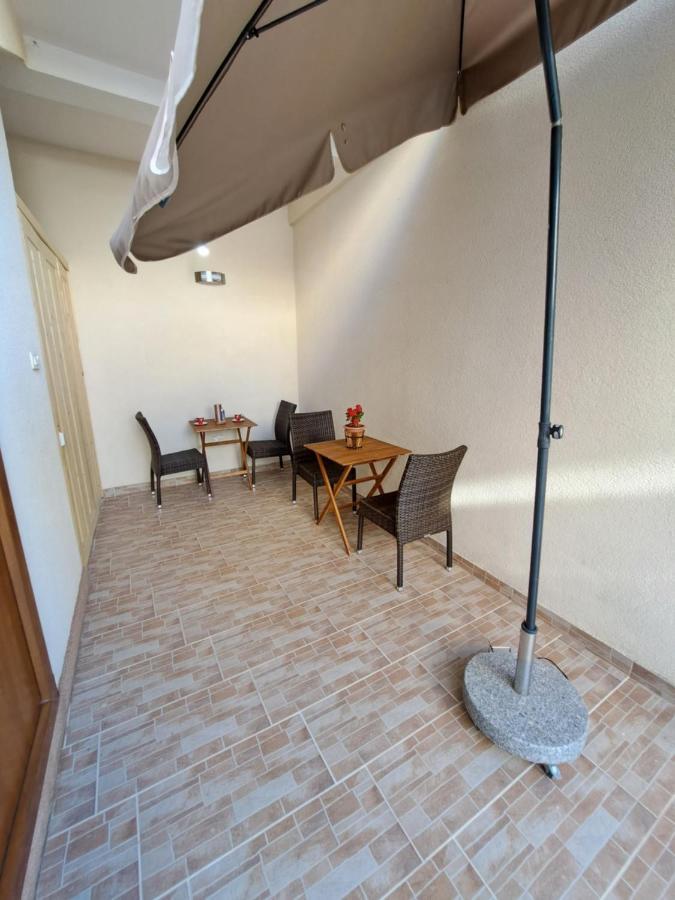 Meressa Nina&Leo Studio Apartments Novigrad Istria Exteriör bild